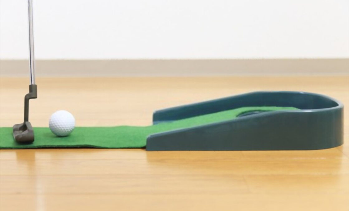 Portable putting green artificial grass for indoor golf practice