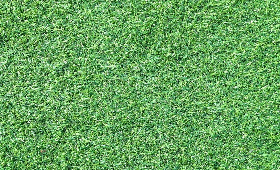 Seamless short-pile artificial grass surface texture for true-roll greens